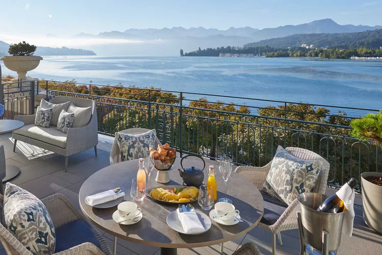 TAL-mandarin-oriental-luzerne-balcony-ott-