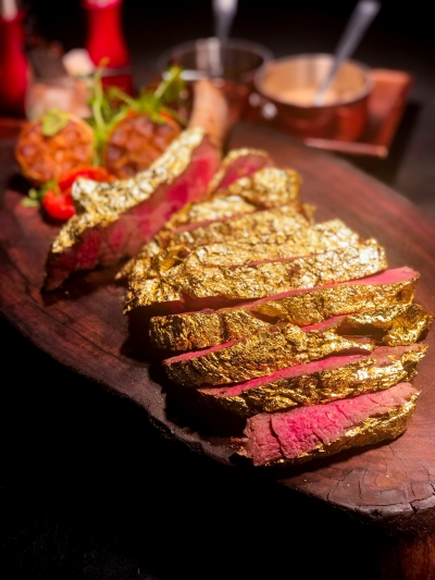 U.S.-Wagyu-Gold-Tomahawk-1