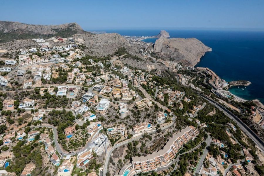 Pohľad na vrchy Altea Hills