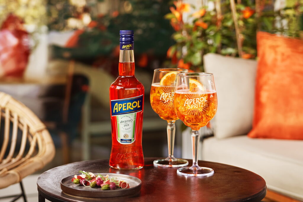 Aperol spritz a poháre