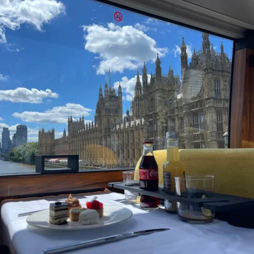 LE GRAND: Luxusný panoramatický autobus, ktorý vás prenesie do srdca Londýna v štýle